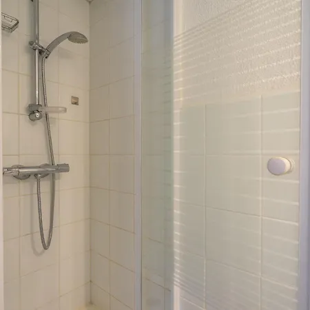 Holiday home Les Jardins De L'ocean-38 By Interhome *