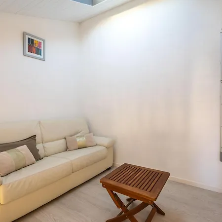 Holiday home Les Jardins De L'ocean-38 By Interhome Pontaillac